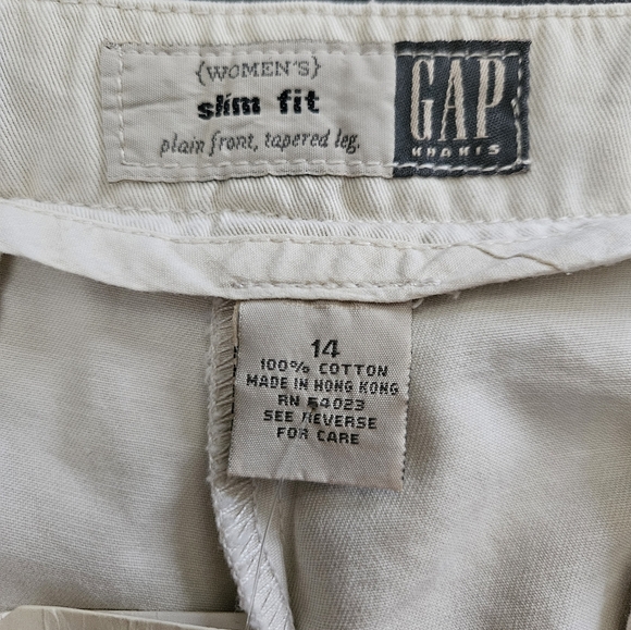 NWT - GAP Cotton Newsstand Khakis Slim Fit Tapered Leg Plain Front - Size 14 - Picture 3 of 7